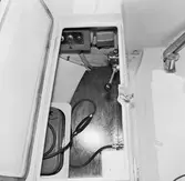 Motor ombord på segelbåten Viggen