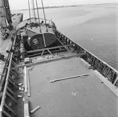 Lyft av bottensektion å 100-tonskranen