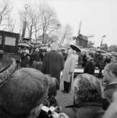 75-årsjubileet. Kung Gustav VI Adolf och kronprins Carl Gustaf besöker Skansen.