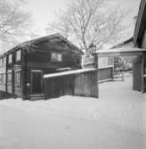 Vinterbilder på gårdar, ute och inne. Bageriet, Skansen.