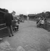 Besökare vid fäboden, Skansen.