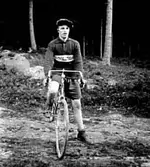 HOLGER SVENSSON, FREDSBERG MED SIN TÄVLINGSCYKEL.