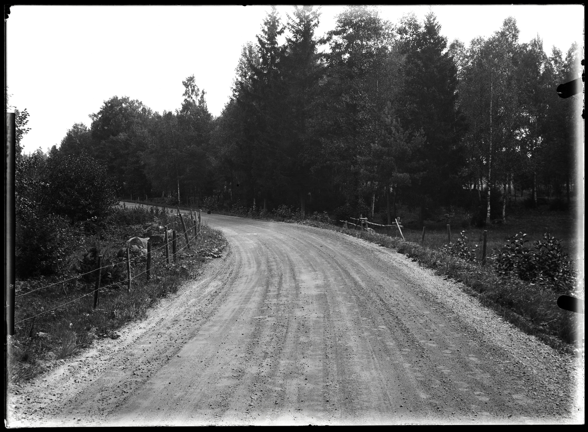 Joel Bengtsson, Landsväg i Hjo kommun