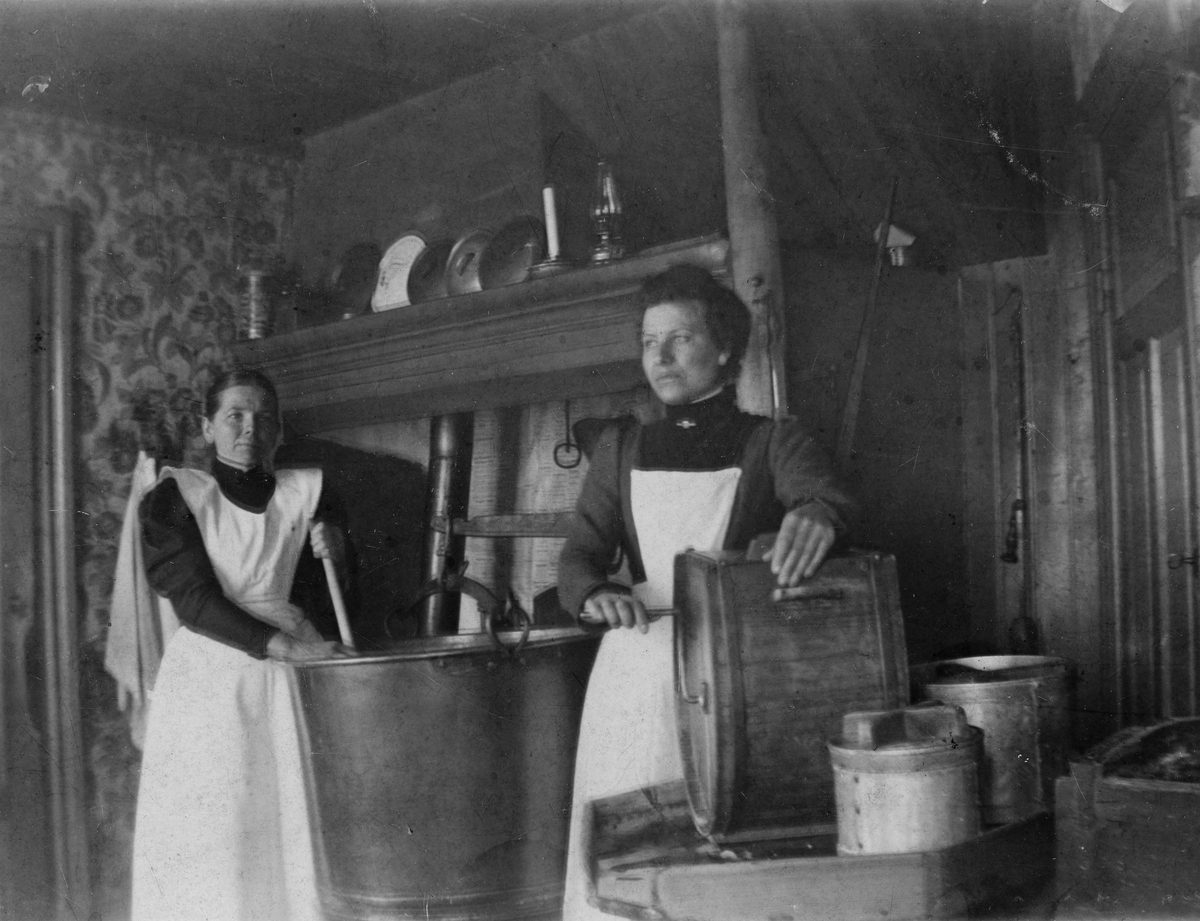 Unknown artist, Interiör i Kvarnbolets mejeri