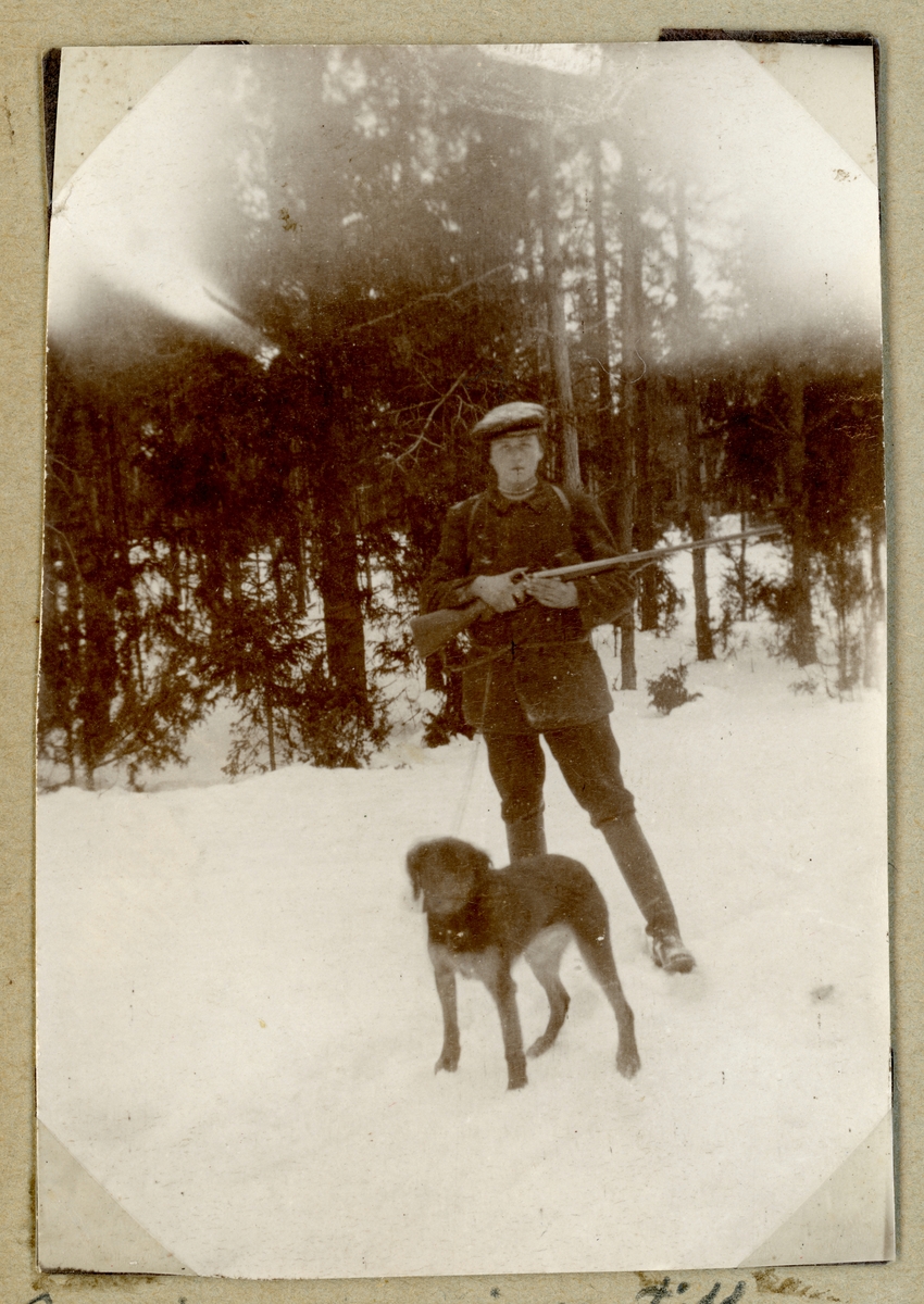 Unknown artist, Jägare med jakthund