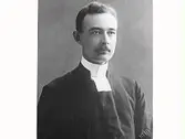 Porträtt av prästen Harald Akselsson.