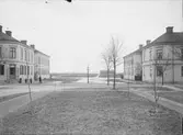 S:t Olofsgatan österut från Storgatan, Kvarngärdet, Uppsala 1901 - 1902