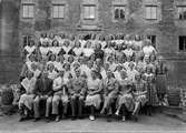 Grupporträtt - folkhögskoleklass vid Wiks folkhögskola, Vik, Balingsta socken, Uppland 1939