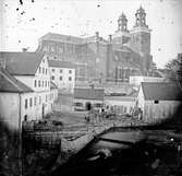 Reprofotografi - Akademikvarnen och Uppsala domkyrka före den Zettervallska renoveringen, Uppsala