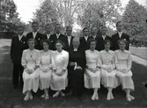 Konfirmandgrupp. Prosten Hagard med 1952 års konfirmander.