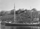 Fraktfartyget LL860 ZITA vid Fiskevik 1959