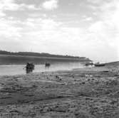 13. Frankrike. Fotojournal finns på B.M.A. + fotoalbum.
Samtidigt förvärv: Böcker och arkivmaterial.
Foton tagna mellan 1959-10-17 och 1959-10-18.
12 Bilder i serie.