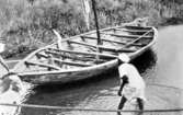 Skrivet på vidhängande papper: Nilbåt 1939. Byggnadssättet detsamma som UMFA53810_1845, endast med den skillnaden att dymlingarna ersatts med spik. 
Fotograferat av: Hornell