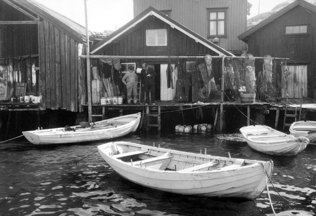 Olof Hasslöf, Skrivet på baksidan: Jollar och ekor i Gravarne. 1936
