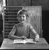 Skolfoto från Adelsvärdska- och Berghems skolor i Skärstad den 13 april 1964.