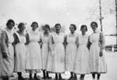 Stretereds sköterskor utanför Stora skolan 1926. 