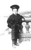 Porträtt på Hjalmar Olausson som gosse år 1894. Han var aktiv i fackföreningar. Ordförande och förman på fabriker.