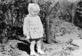 Solveig Garthmans kusin Gunilla på Långån, 1960.