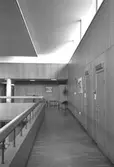 Mölndals stadshus, juni 1994. Gång i stadshushallen.