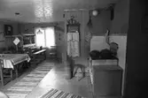 Ett kök i Hembygdsgården/Börjesgården i Hällesåker, Lindome 1992-06-29.