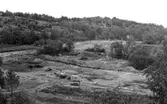 Vy över Kristinedal, okänt årtal. Stensjöberg ses till vänster. Relaterade motiv: 2004_1536 - 1538.