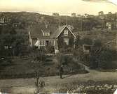 Bostadshus i nuvarande Toltorpsdalen i Mölndal, kring sekelskiftet 1900.
Fastigheten 