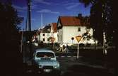 Bostadshus längs Broslättsgatan i Mölndal, år 1971 - 72.