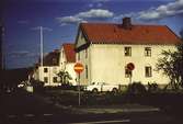 Bostadshus längs Broslättsgatan i Mölndal, år 1971 - 72.