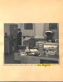 Postsortering i postfack, Hässelby Villastad. 