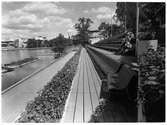 Stockholmsutställningen 1930
Bänkestraden på Djurgårdsön, Gröna Uddens konditori i bakgrunden