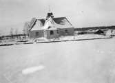 Oidentifierad kyrka
Vinterlandskap
Exteriör