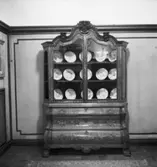 Vitrinskåp med porslin
Interiör