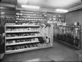 Huzells järnhandel, Karlstad
Borstar, spadar och vattenkannor
Interiör