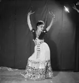 Den indiske dansaren Ram Gopals dansensemble