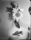 Skor och ett gökur
Annonskampanj för skor hösten 1948