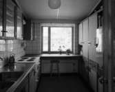 villa Åberg
Interiör av kök med fönster i fonden