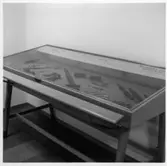 Dals-Ed, Utställningsmonter Vikingar, med diverse föremål.