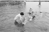 Simskola vid Västra Ingsjön i Lindome, år 1984.

För mer information om bilden se under tilläggsinformation.