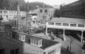 Lagerbyggnad 110 och 111 under uppbyggnad på Papyrus fabriksområde, 22/10-1945.