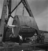 PM3 Yankeecylinder, transport - sjö.
Fem okända män.