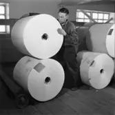 Säkerhetstjänst, transport rullar.
En man med på bilden.