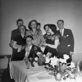 Personalfest för tjänstemännen.
Gunnar Svankvist sittande, Inga-Lill Karlsson.
Foto: verkmästare Hermansson.