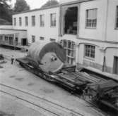 PM3 Yankeecylinder, transport med SJ:s katastrofkran.
En okänd man.