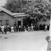 Fabriksvisning för anställdas anhöriga den 19 maj 1953.