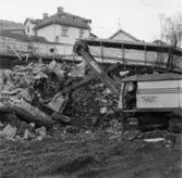 Byggnad N:o 6, tillbyggnad 1954. Schaktning.
En okänd man.