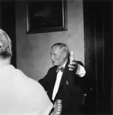 Reportage från pressvisningen den 29/8 1955. Marcus Wallenberg jr.