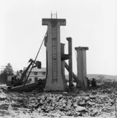 Linbanan, sprängning av brytstation vid vedgården.
f d Klings trädgård i bakgrunden Yngrefors kontor