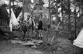 Annestorpsdalens scoutkårs läger vid Djursjön i Lindome, år 1983.

För mer information om bilden se under tilläggsinformation.