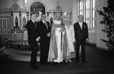 Biskop Bertil E. Gärtner besöker församlingen i Lindome, år 1983. 