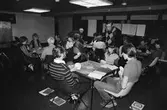 Bridgesällskapet SANG i Kållered har nybörjarkurs i bridge på fritidsgården i Kållered, år 1983. 
